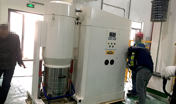 高鐵行業(yè)全自動工業(yè)粉塵收集機(jī)